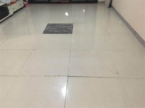 瓷砖地面出现空鼓起拱原因(瓷砖地面出现空鼓起拱原因分析) 瓷砖地面出现空鼓起拱原因(瓷砖地面出现空鼓起拱原因分析)