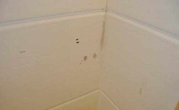 墙砖上打的孔如何修补好看呢(墙砖上打的孔如何修补好看呢图片) 墙砖上打的孔如何修补好看呢(墙砖上打的孔如何修补好看呢图片)